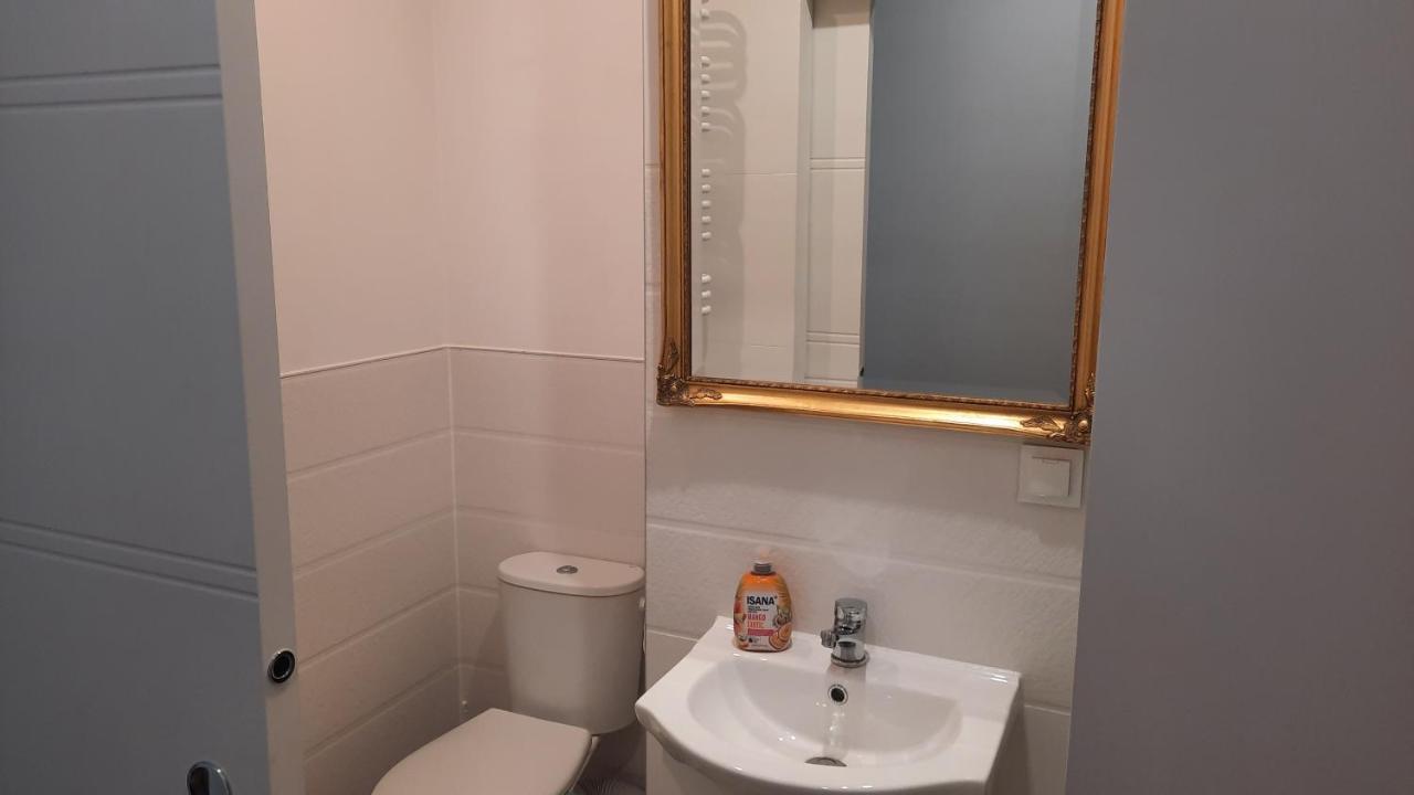 דירות פוזנן Apartament Katowicka מראה חיצוני תמונה